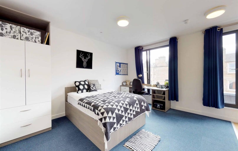 West Park Place, Haymarket, Edinburgh - Image 1